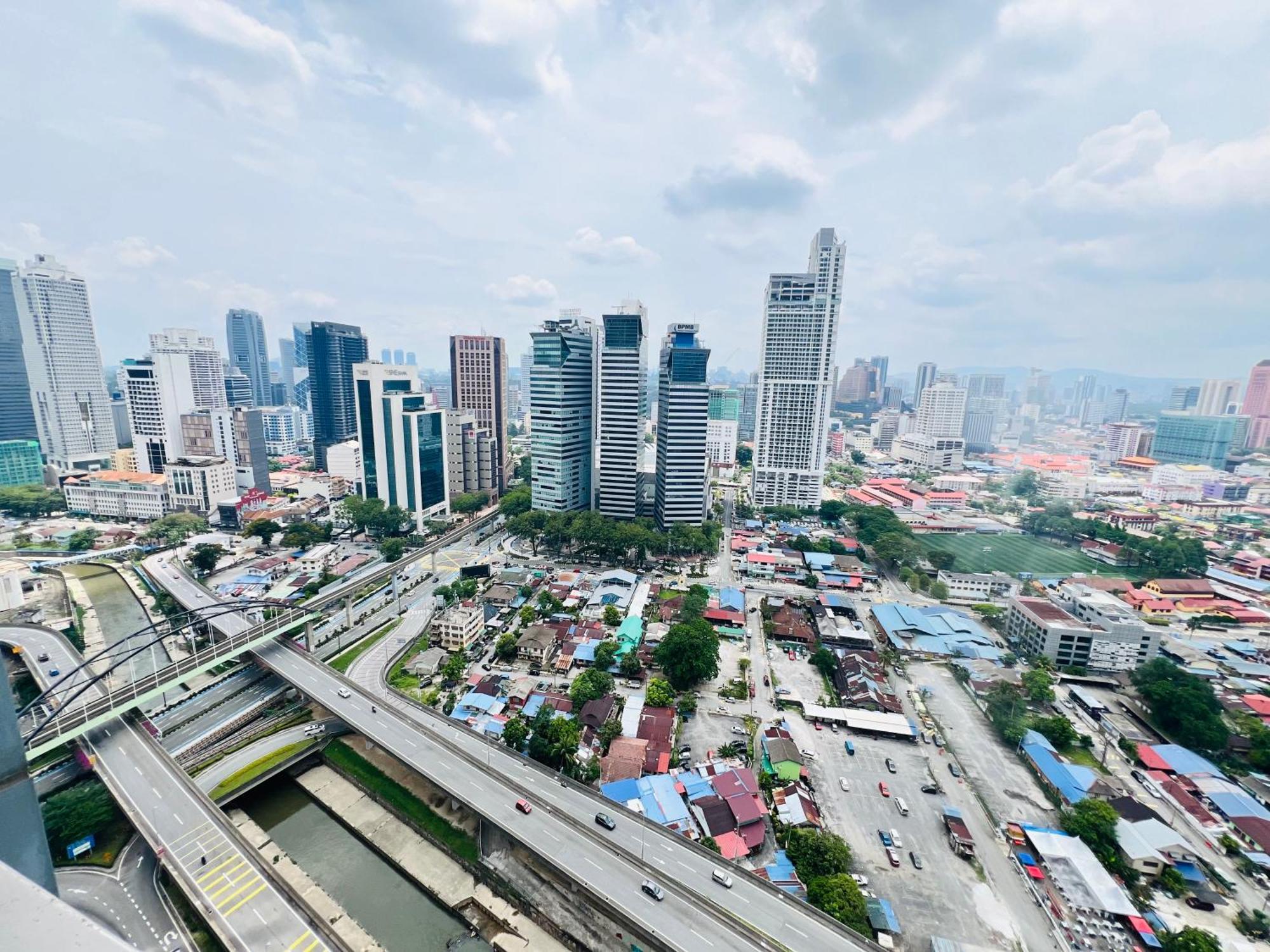 Mercu Summer Suites Klcc By Sweet Home كوالالمبور المظهر الخارجي الصورة